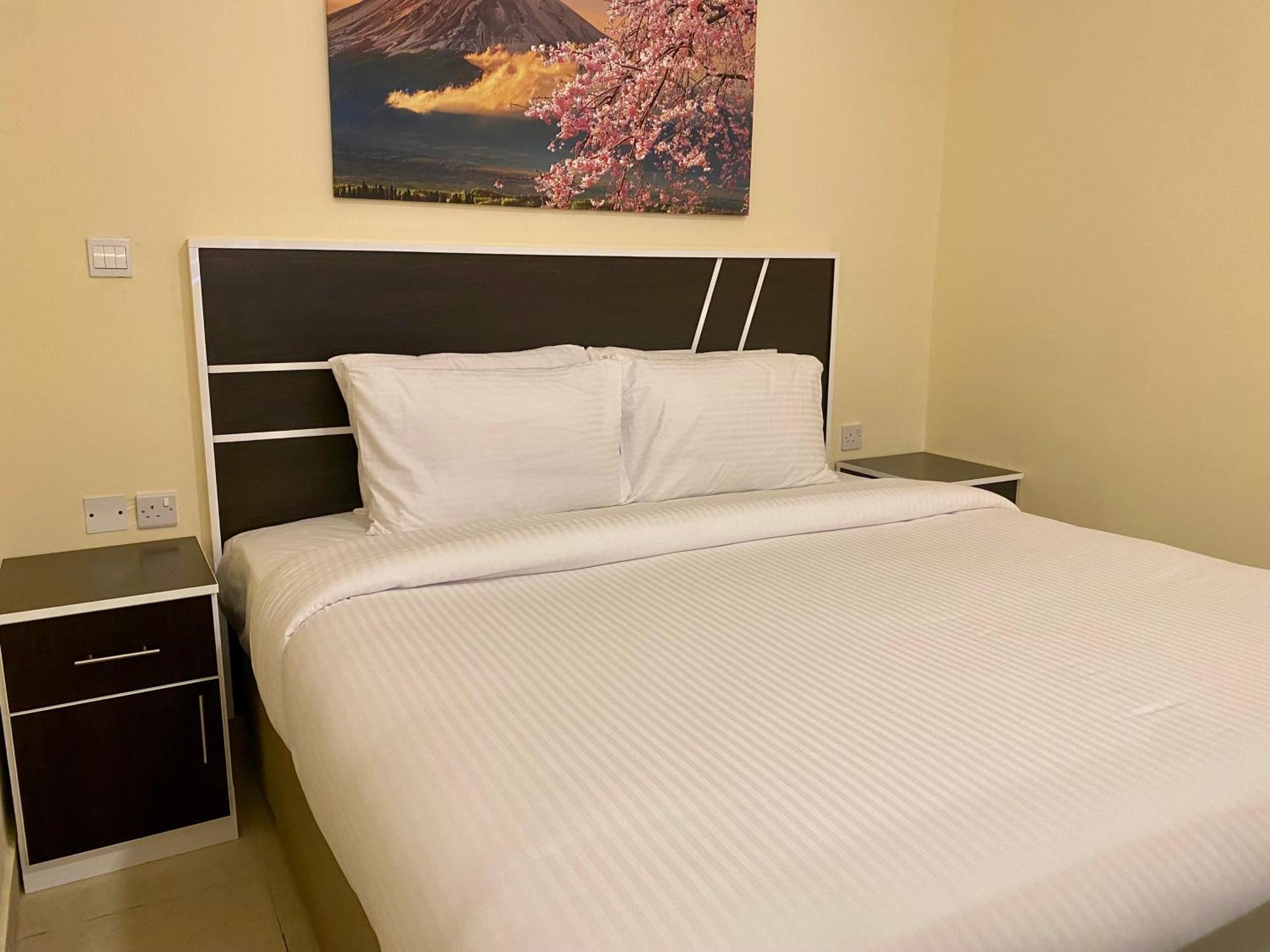 City Stay Residences - Serviced Apartments Dip Dubái Exterior foto