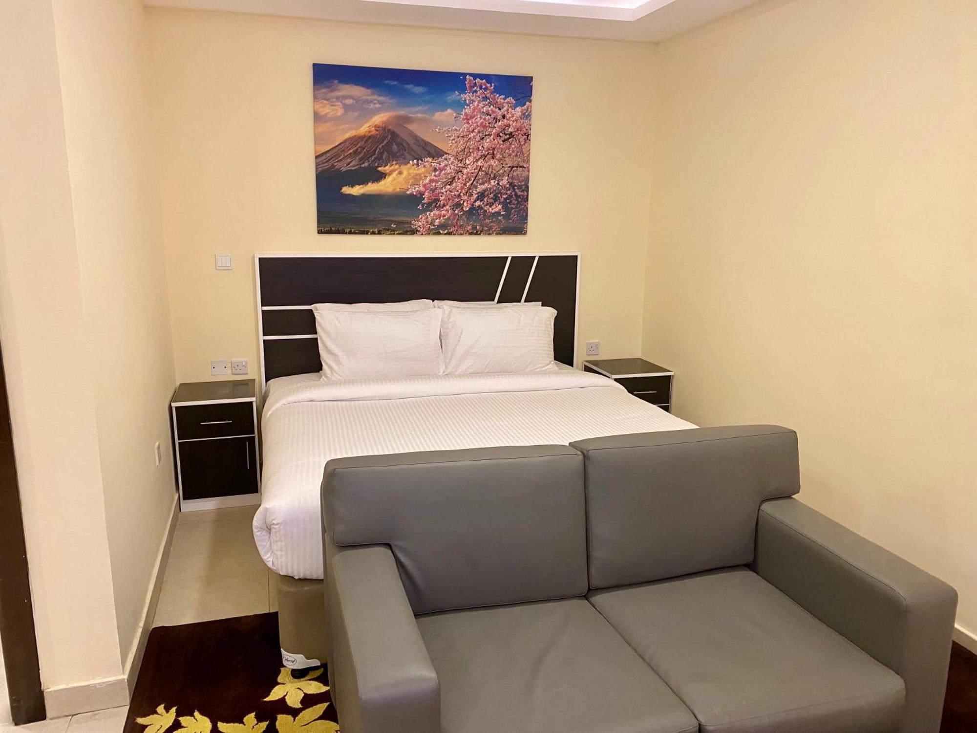 City Stay Residences - Serviced Apartments Dip Dubái Exterior foto